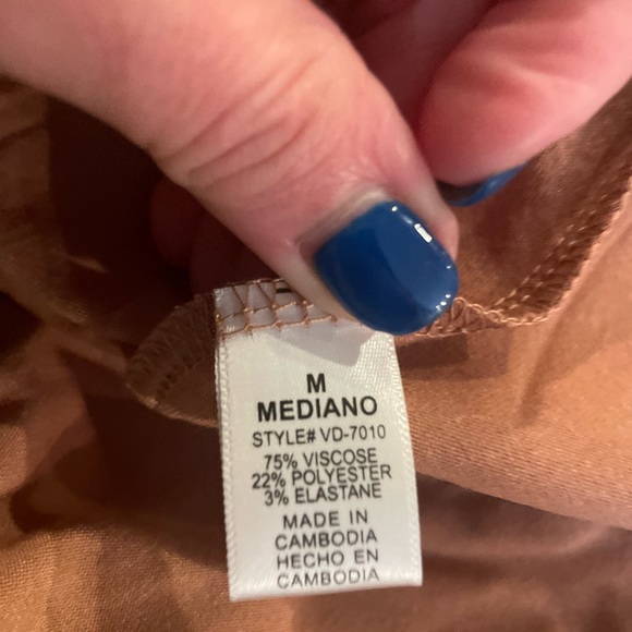 New in bag! Beautiful fall apricot color dress. 🎃 - Picture 5 of 6